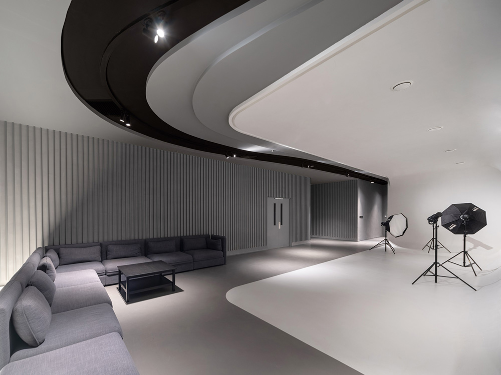 点击浏览大图 无限可能的世界 某影视公司北京办公室设计欣赏