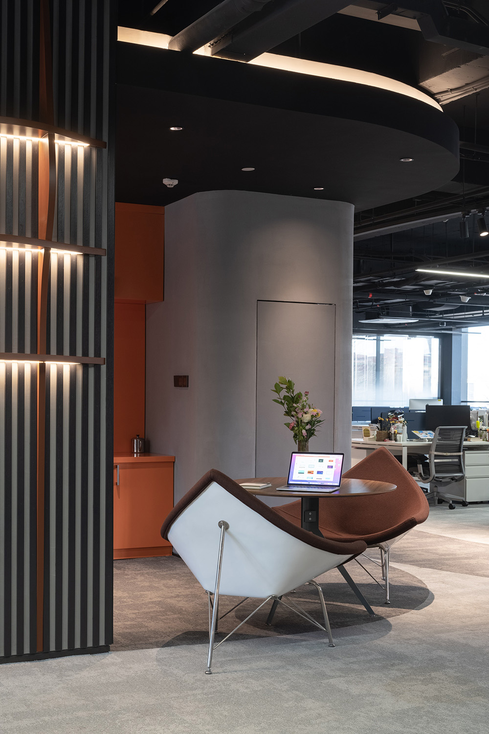 点击浏览大图 无限可能的世界 某影视公司北京办公室设计欣赏