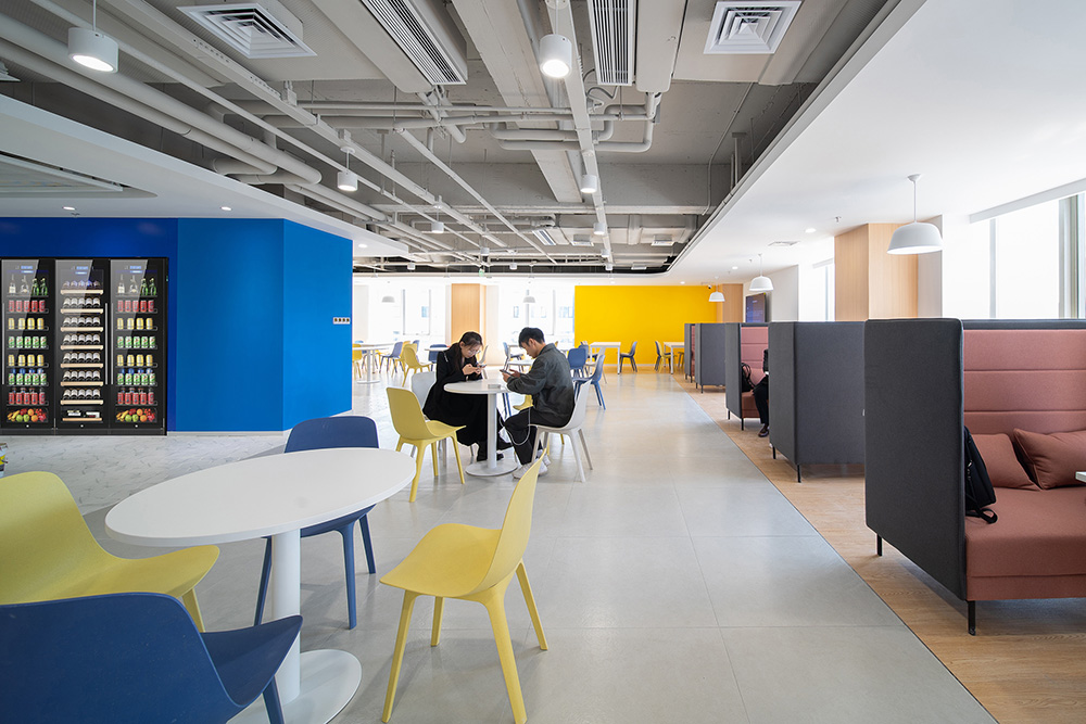 设计助力成长 妙可蓝多上海总部办公设计欣赏