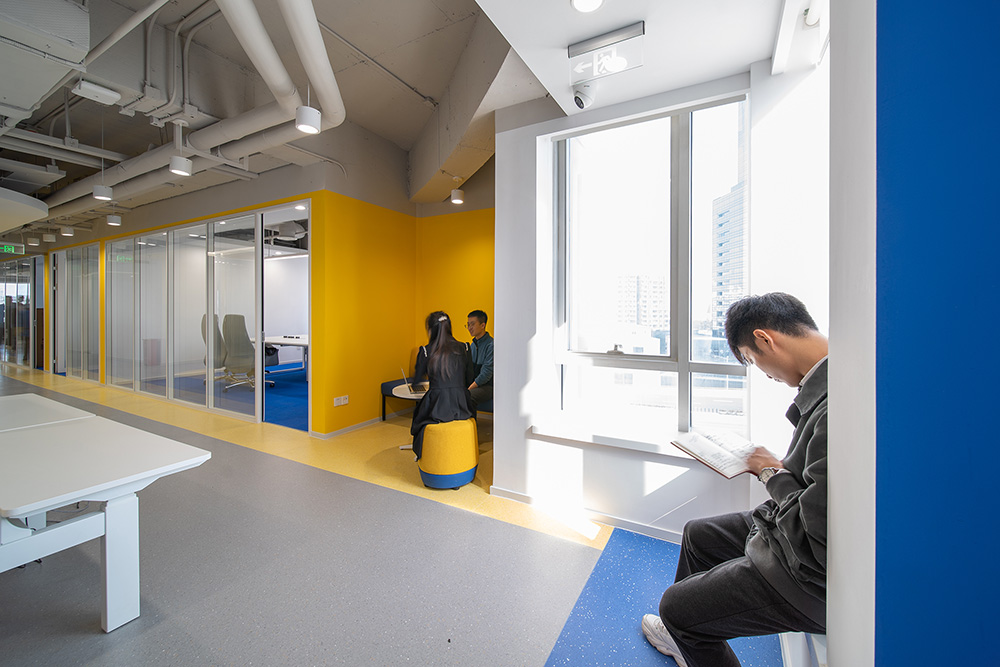 设计助力成长 妙可蓝多上海总部办公设计欣赏