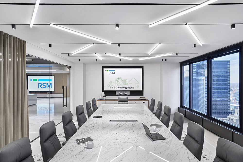 点击浏览大图 黑白摩登 RSM国际会计公司芝加哥总部设计欣赏