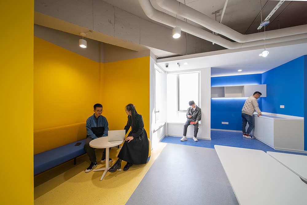 设计助力成长 妙可蓝多上海总部办公设计欣赏